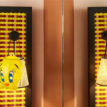 Mama Shelter Hotel *