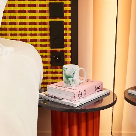 ホテル Mama Shelter