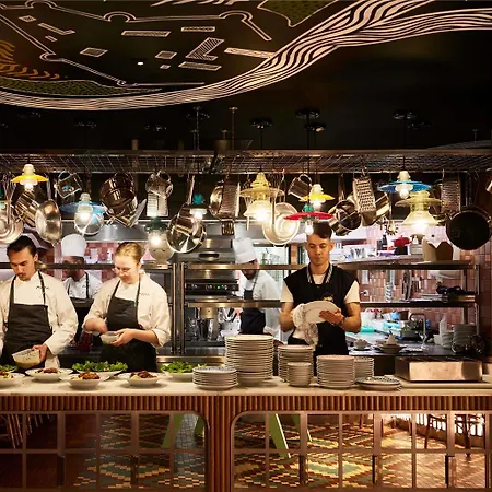 Mama Shelter Hotel *