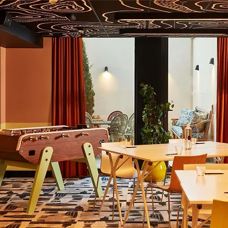 Mama Shelter מלון
