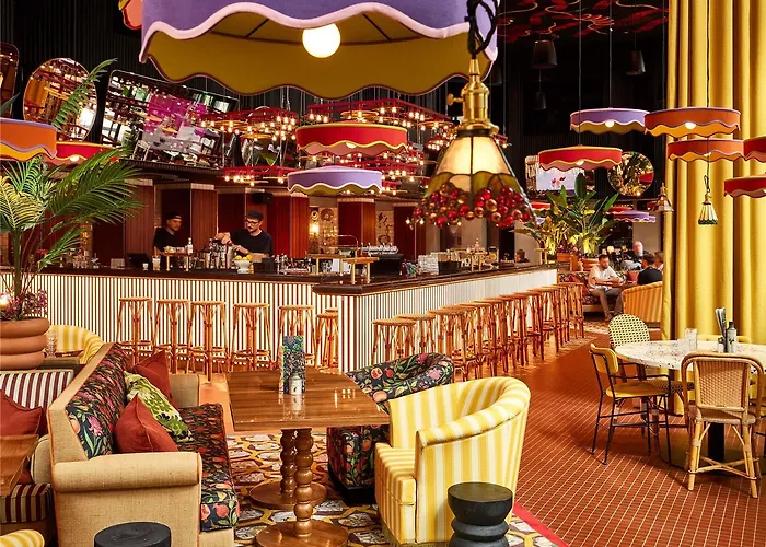 Отель Mama Shelter Дижон